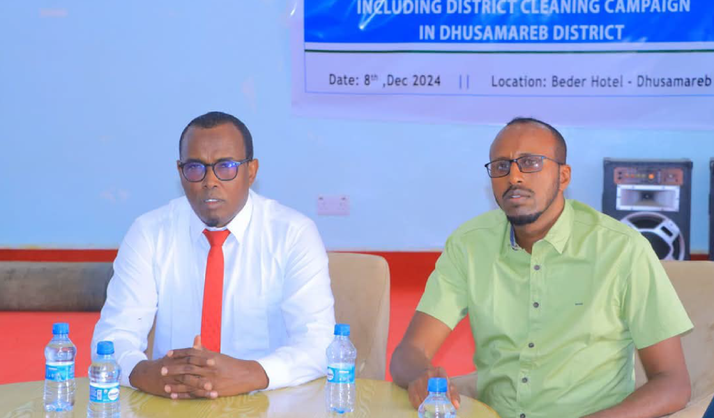 Agaasimaha Guud ee Wasaaradda Deegaanka, Isbedelka Cimillada iyo Horumarinta Reer Miyiga Galmudug Mudane Dahir Osman Nor ayaa maanta magaalada Dhuusamareeb